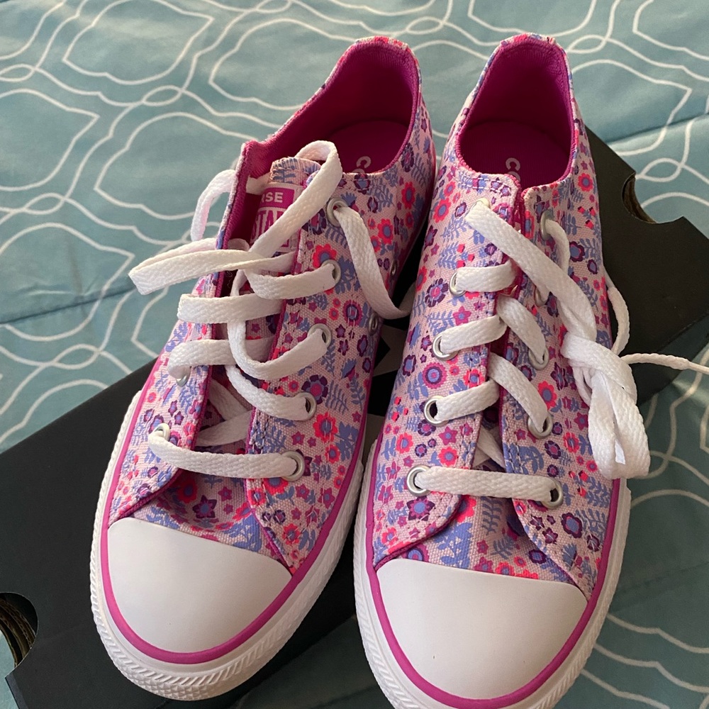 Girls size 2 youth converse